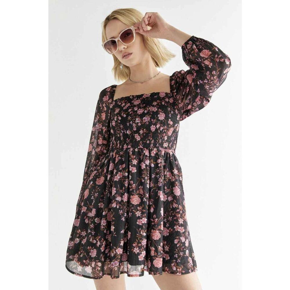 NWT Francesca's Floral Mini Dress Size Small